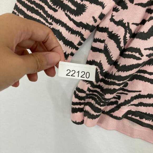 Quacker Factory size 1X Pink Black Animal Print Embellished Stretch Knit Top - Picture 9 of 9